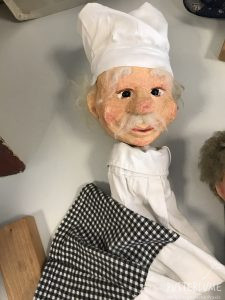 Photos einer Koch-Handpuppe für Puppenspiel